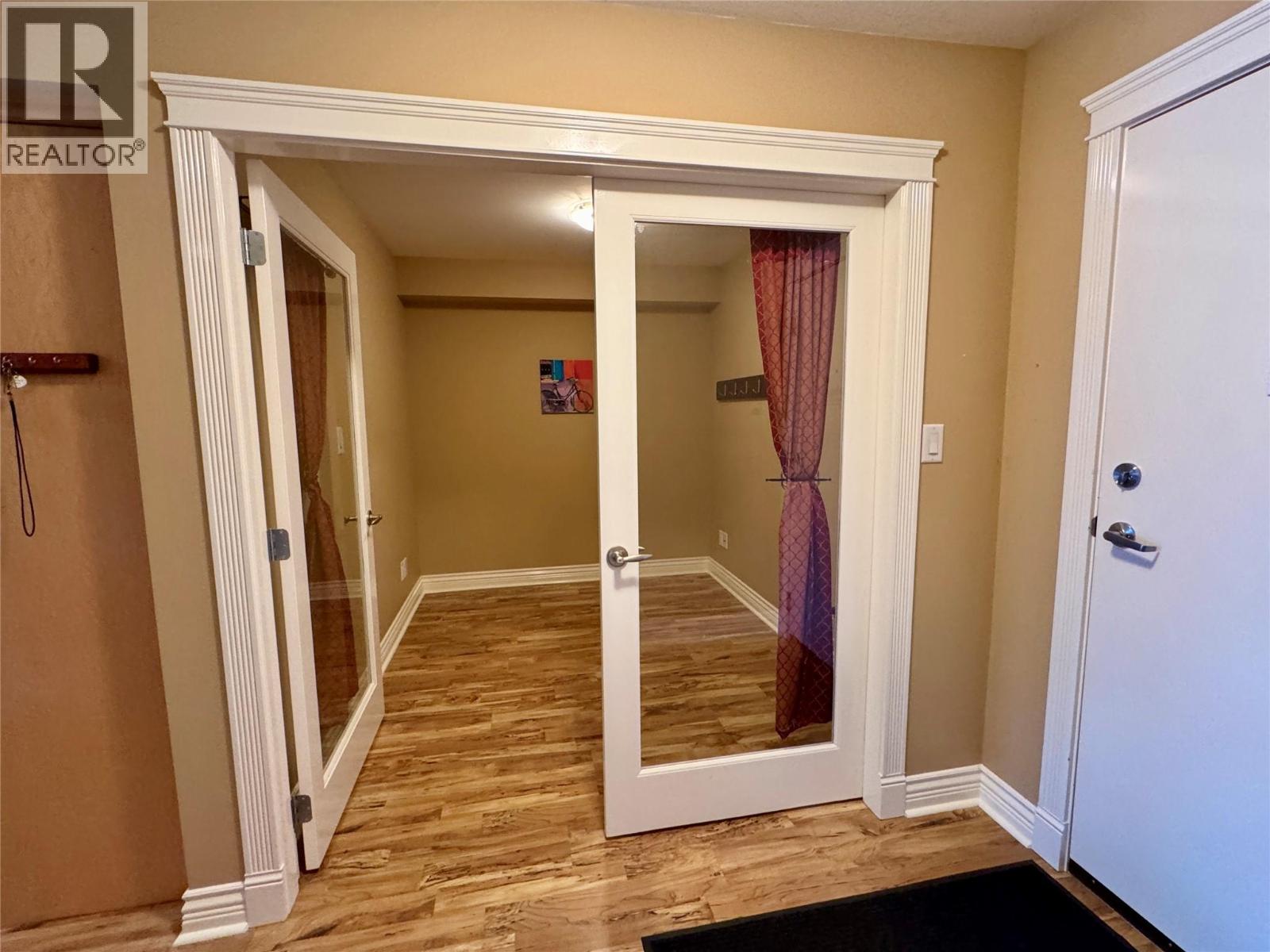 550 RAINBOW Drive Unit# 207, Kaslo