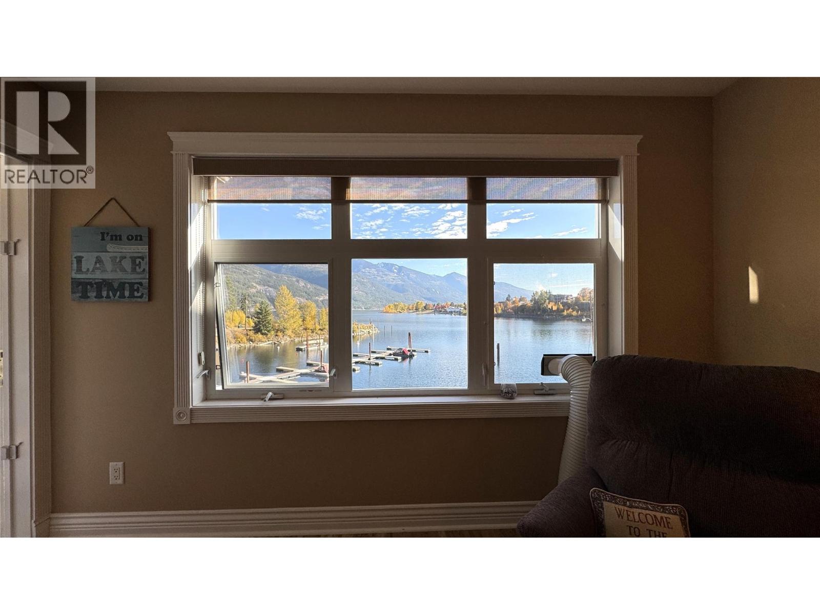550 RAINBOW Drive Unit# 207, Kaslo