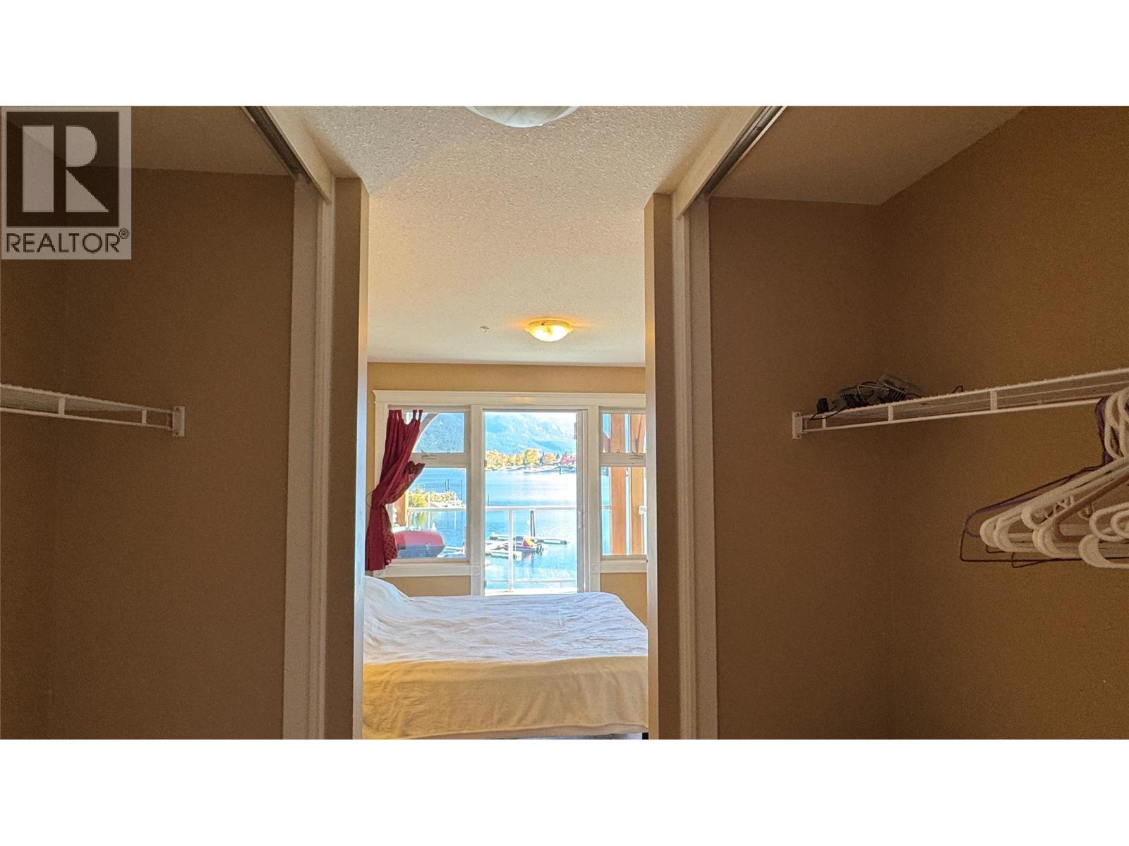 550 RAINBOW Drive Unit# 207, Kaslo