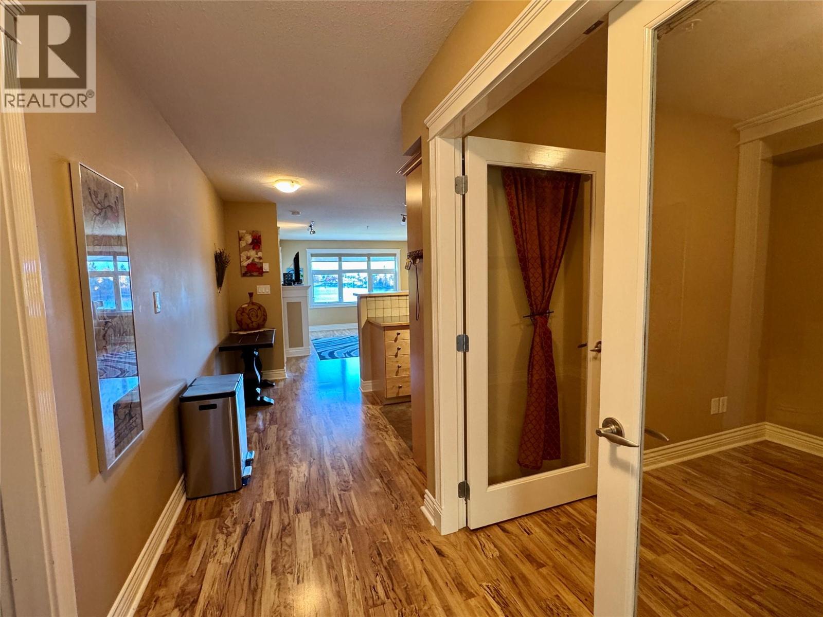550 RAINBOW Drive Unit# 207, Kaslo