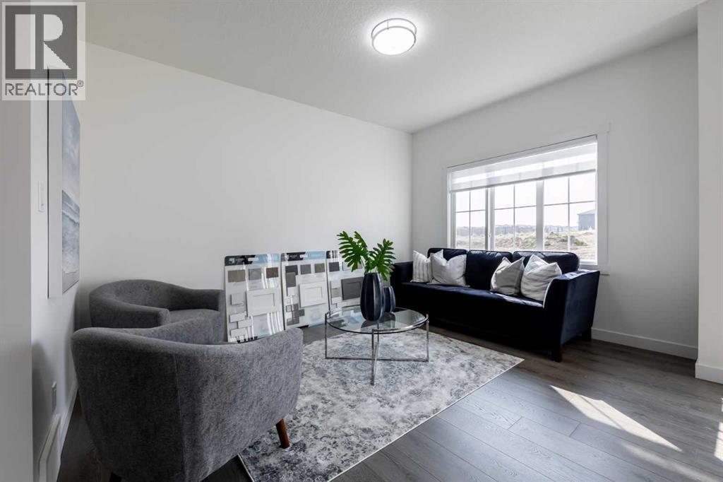 25 Heritage Manor, Cochrane