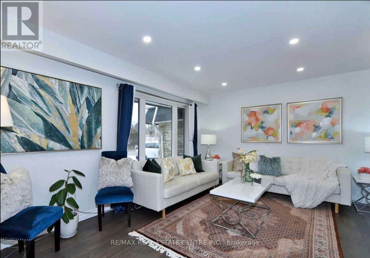 25 IVANIC COURT - 20