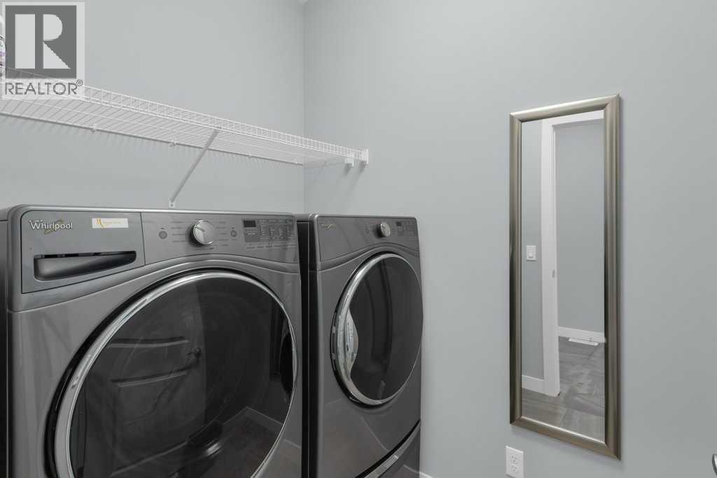 Single Family House for Sale in  Sherwood Boulevard NW Sherwood Calgary 