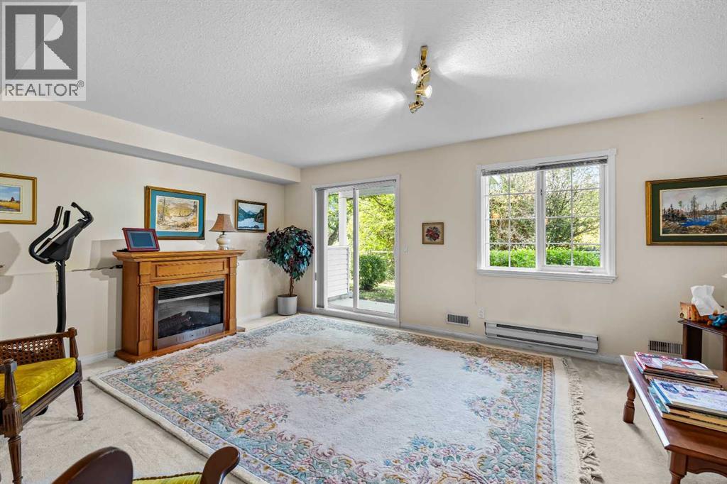 Single Family House for Sale in   Silver Springs Road NW Silver Springs Calgary 