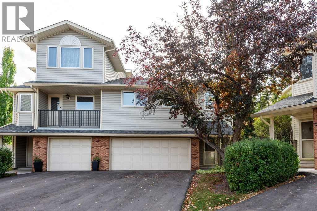 17 Millrise Lane SW, Calgary, Alberta