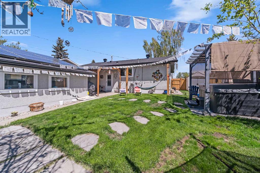 Single Family House Bungalow for Sale in  Allandale Close SE Acadia Calgary 