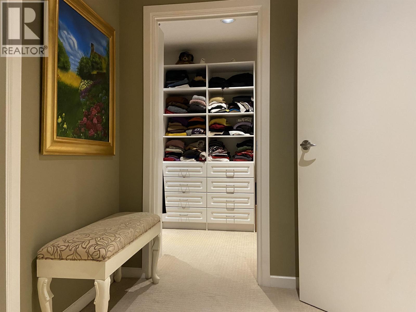 104 3750 EDGEMONT BOULEVARD, North Vancouver