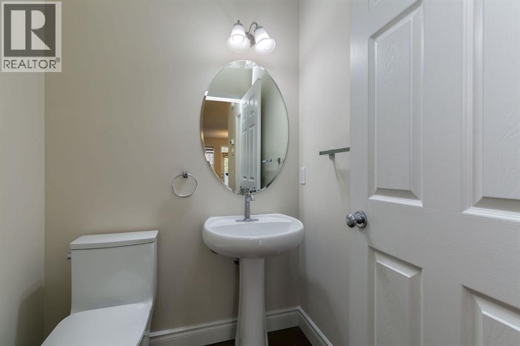 Single Family House for Sale in  COPPERFIELD Close SE Copperfield Calgary 