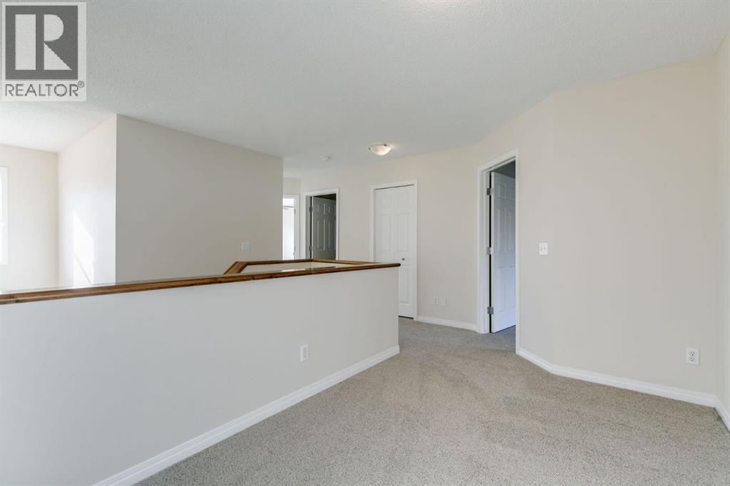 Single Family House for Sale in  COPPERFIELD Close SE Copperfield Calgary 