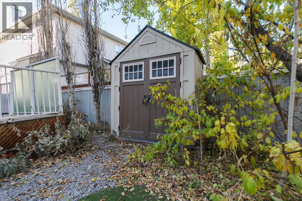 Single Family House for Sale in  COPPERFIELD Close SE Copperfield Calgary 