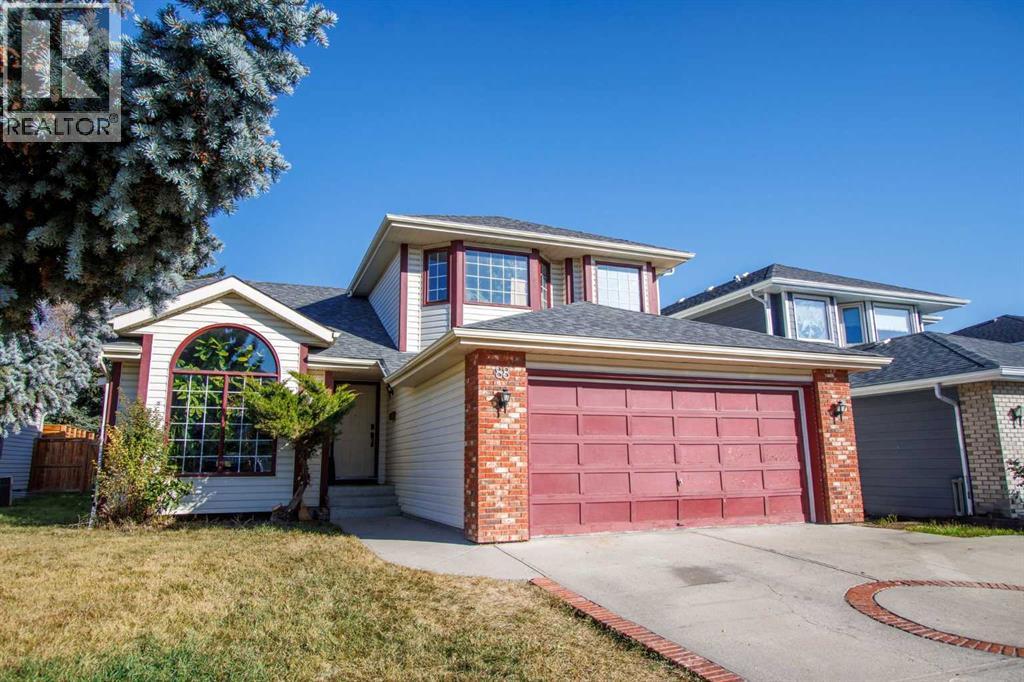 Single Family House for Sale in  Woodford Close SW Woodbine Calgary 