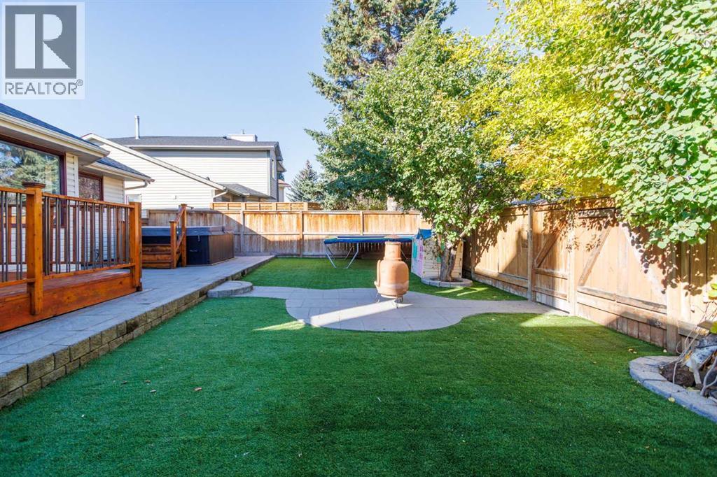 Single Family House for Sale in  Woodford Close SW Woodbine Calgary 