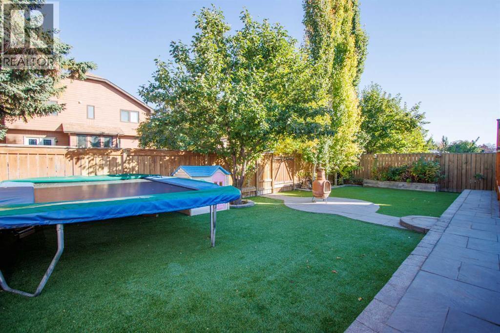 Single Family House for Sale in  Woodford Close SW Woodbine Calgary 