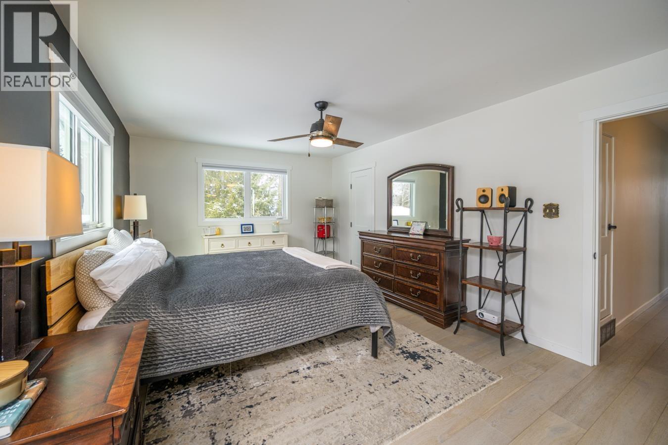 2502 LAURENTIAN PLACE - 19