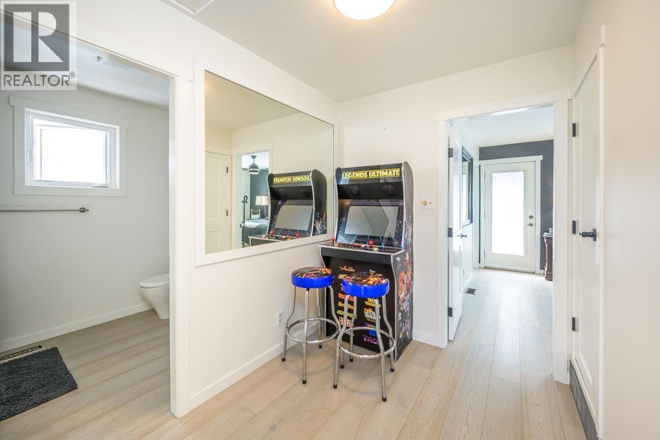 2502 LAURENTIAN PLACE - 22