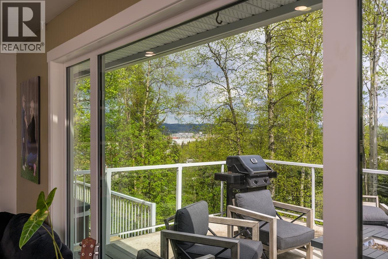 2502 LAURENTIAN PLACE - 31