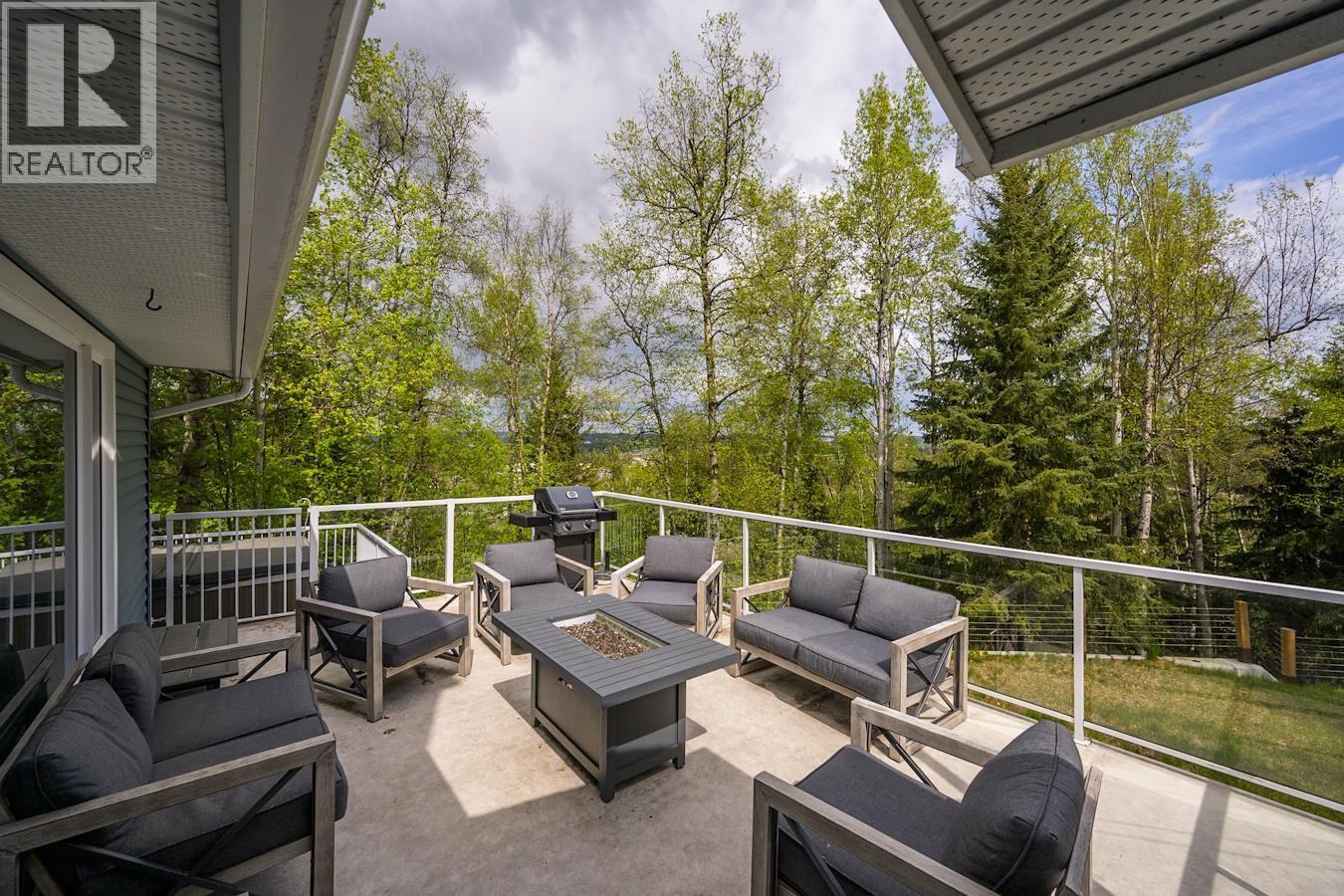 2502 LAURENTIAN PLACE - 32