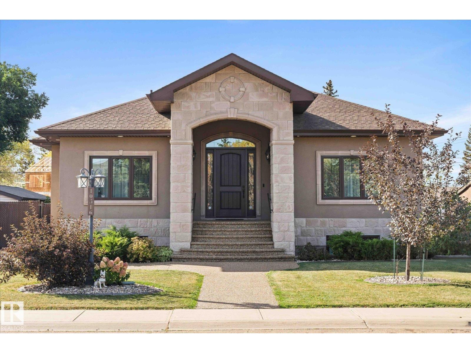 10516 158 ST NW, Edmonton