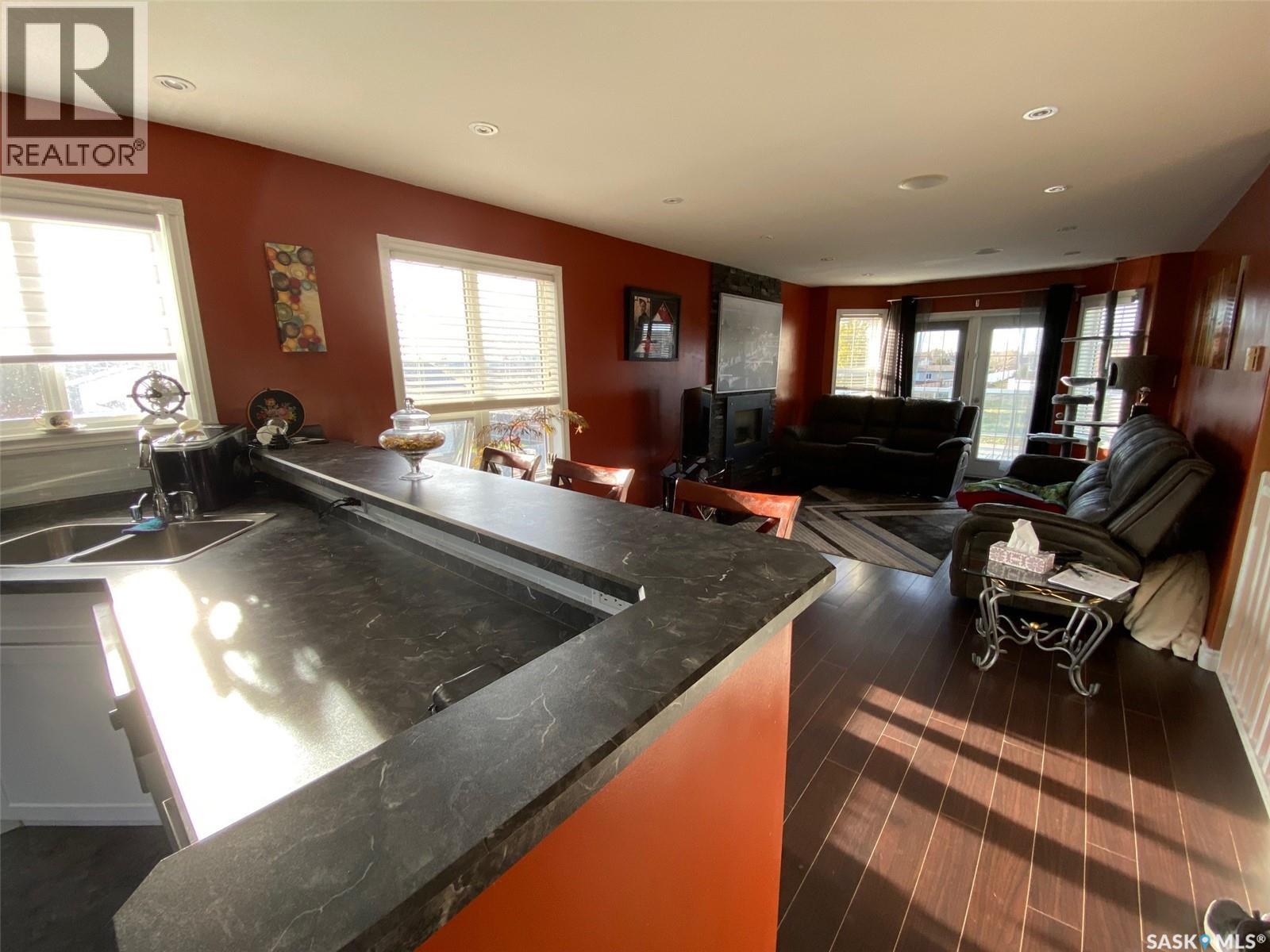 454 Darlington STREET E — photo 11
