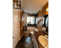 454 Darlington Street E, Yorkton, SK S3N4A1 Photo 20