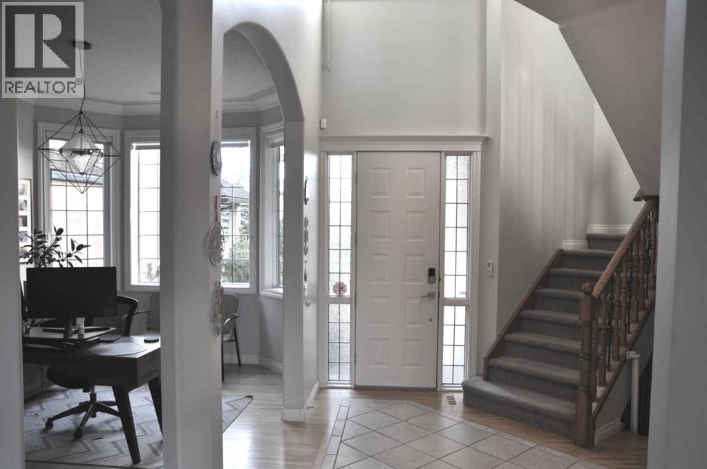 Single Family House for Sale in  Evergreen Mews SW Evergreen Calgary 