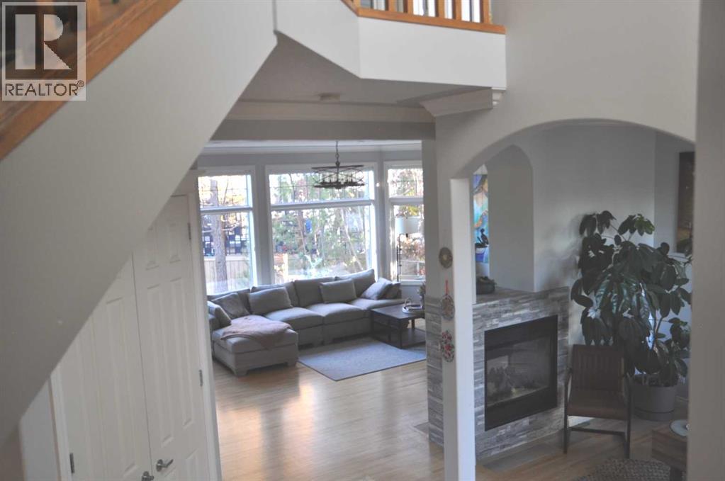 Single Family House for Sale in  Evergreen Mews SW Evergreen Calgary 