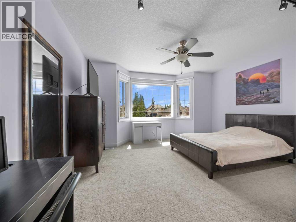 Single Family House for Sale in  Evergreen Mews SW Evergreen Calgary 