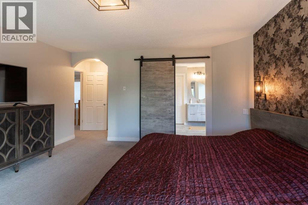 Single Family House for Sale in  Evergreen Mews SW Evergreen Calgary 