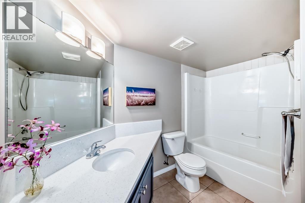 Single Family House for Sale in    Avenue SW Windsor Park Calgary 