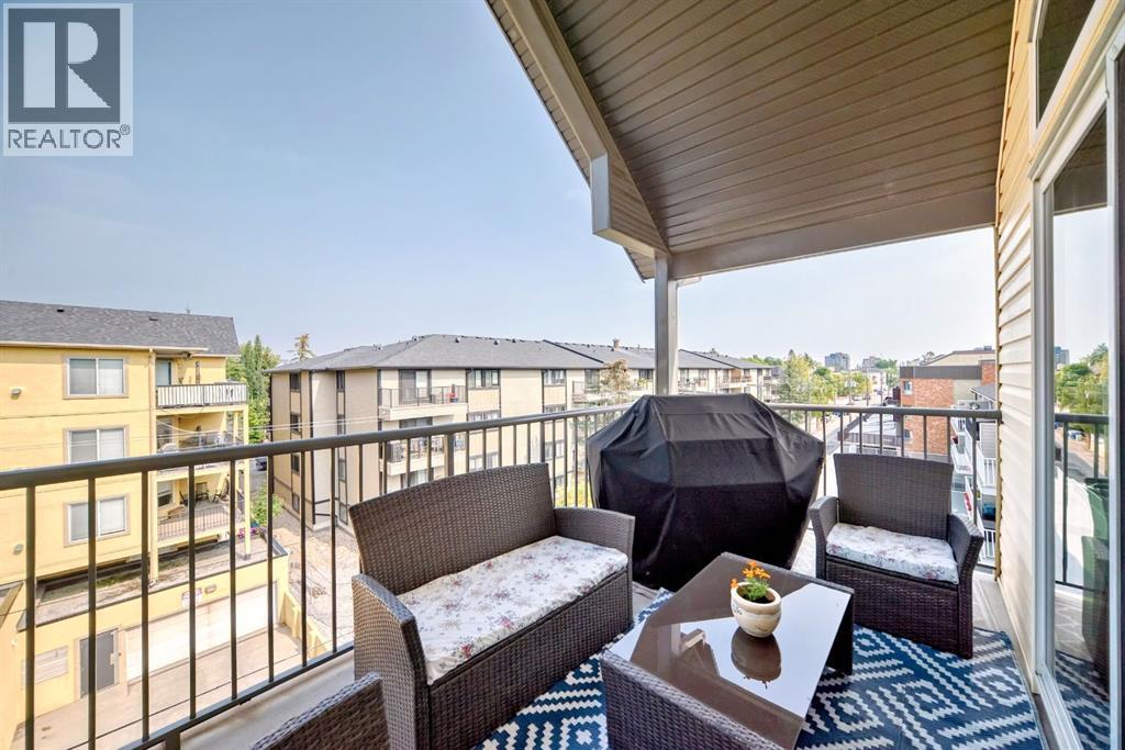 Single Family House for Sale in    Avenue SW Windsor Park Calgary 