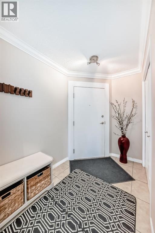 Single Family House for Sale in    Avenue SW Windsor Park Calgary 