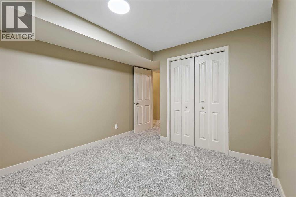 Single Family House for Sale in  Springbank Boulevard SW Springbank Hill Calgary 