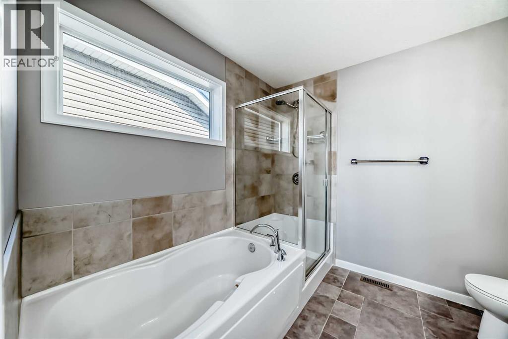 Single Family House for Sale in  Auburn Crest Way SE Auburn Bay Calgary 