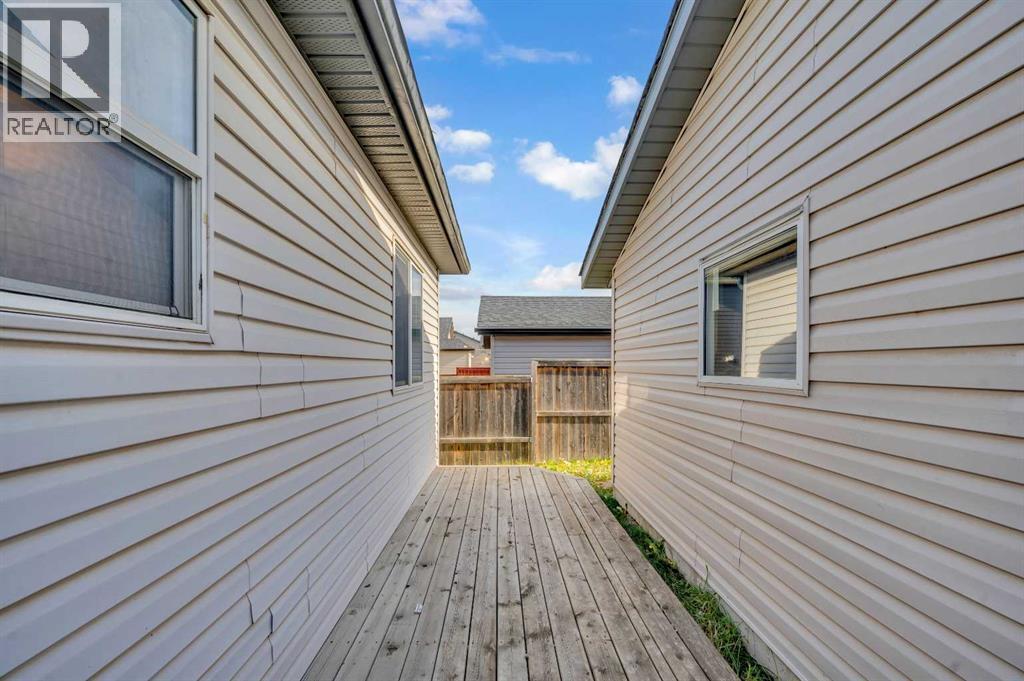 Single Family House Bungalow for Sale in  Saddlebrook Way NE Saddle Ridge Calgary 