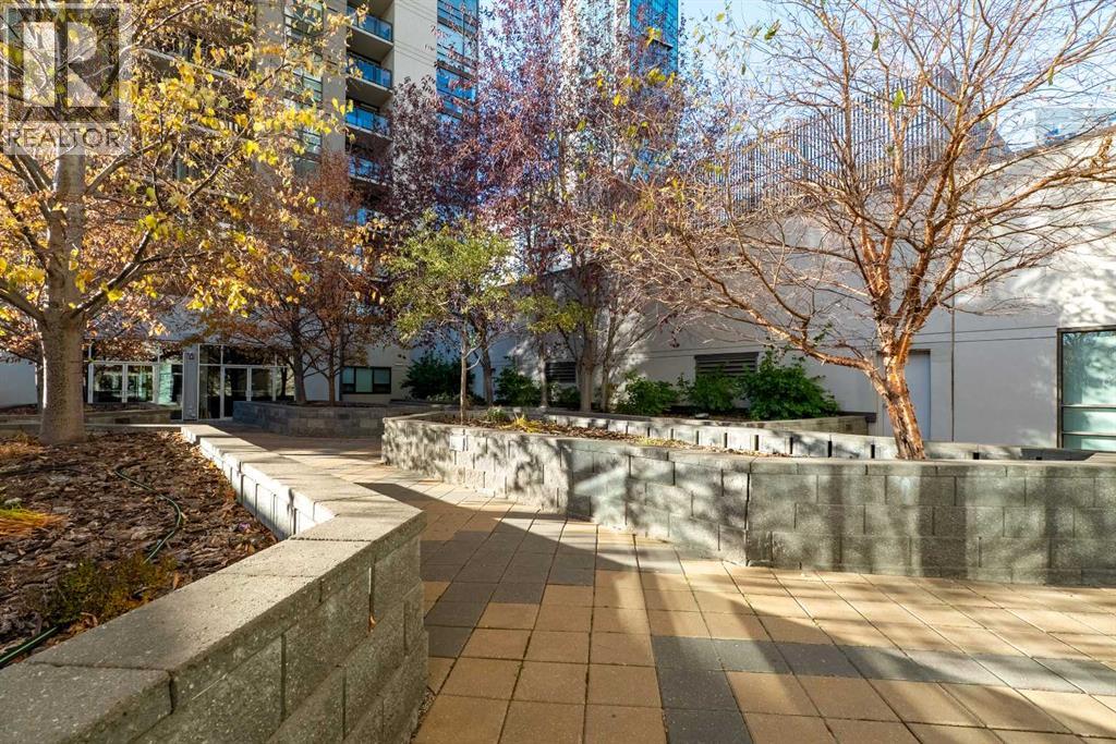Single Family House for Sale in    Avenue SW Beltline Calgary 