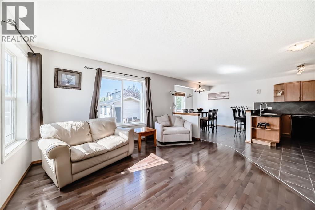 Single Family House for Sale in  Chaparral Ridge Circle SE Chaparral Calgary 