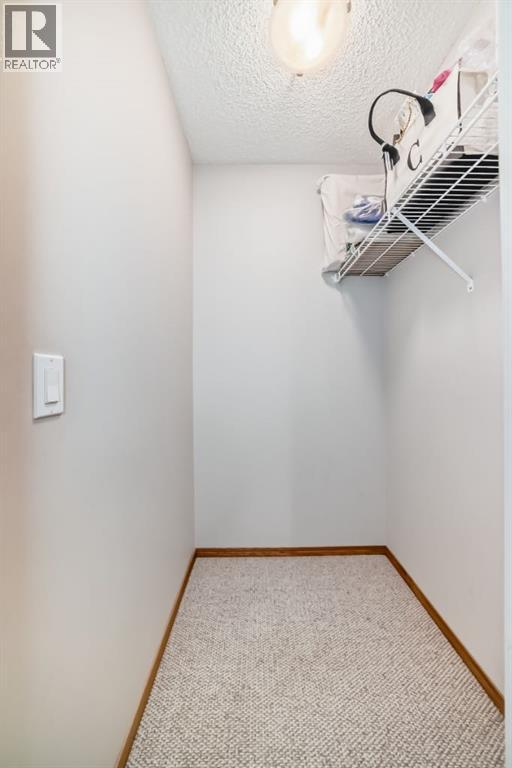 Single Family House for Sale in  Chaparral Ridge Circle SE Chaparral Calgary 