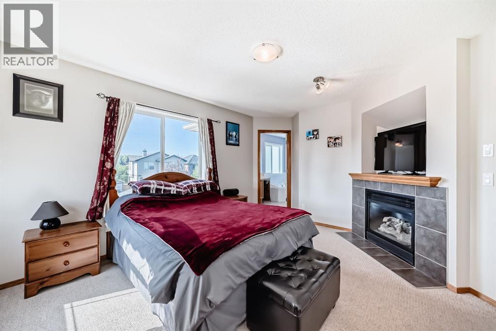 Single Family House for Sale in  Chaparral Ridge Circle SE Chaparral Calgary 