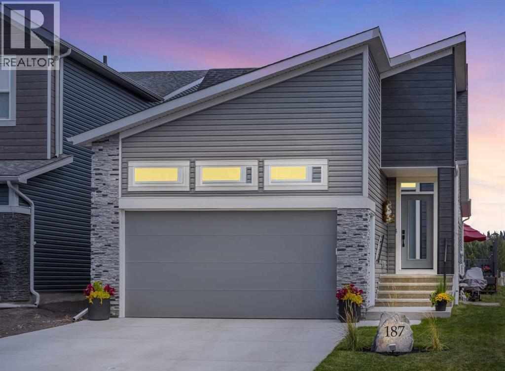187 Wolf Hollow Manor SE, Calgary, Alberta