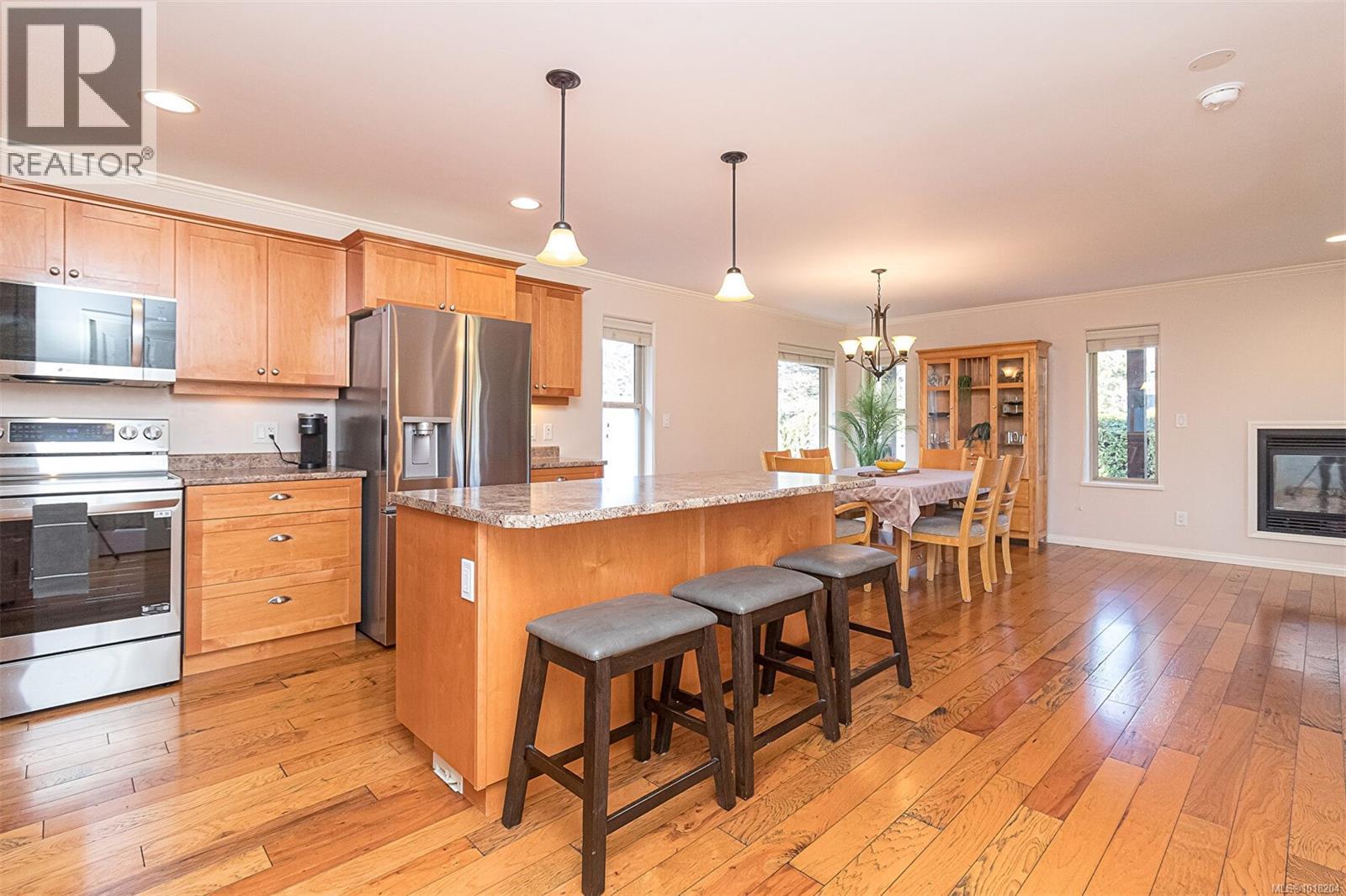 1747 Whiffin Spit Rd, Sooke