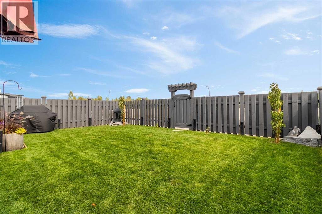 Single Family House Bungalow for Sale in  Wolf Hollow Manor SE Wolf Willow Calgary 