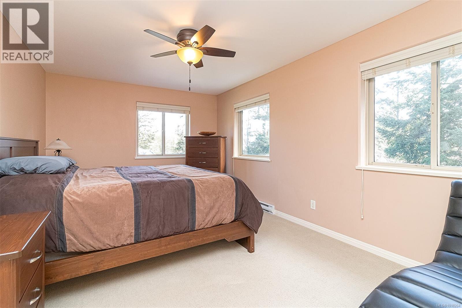 1747 Whiffin Spit Rd, Sooke