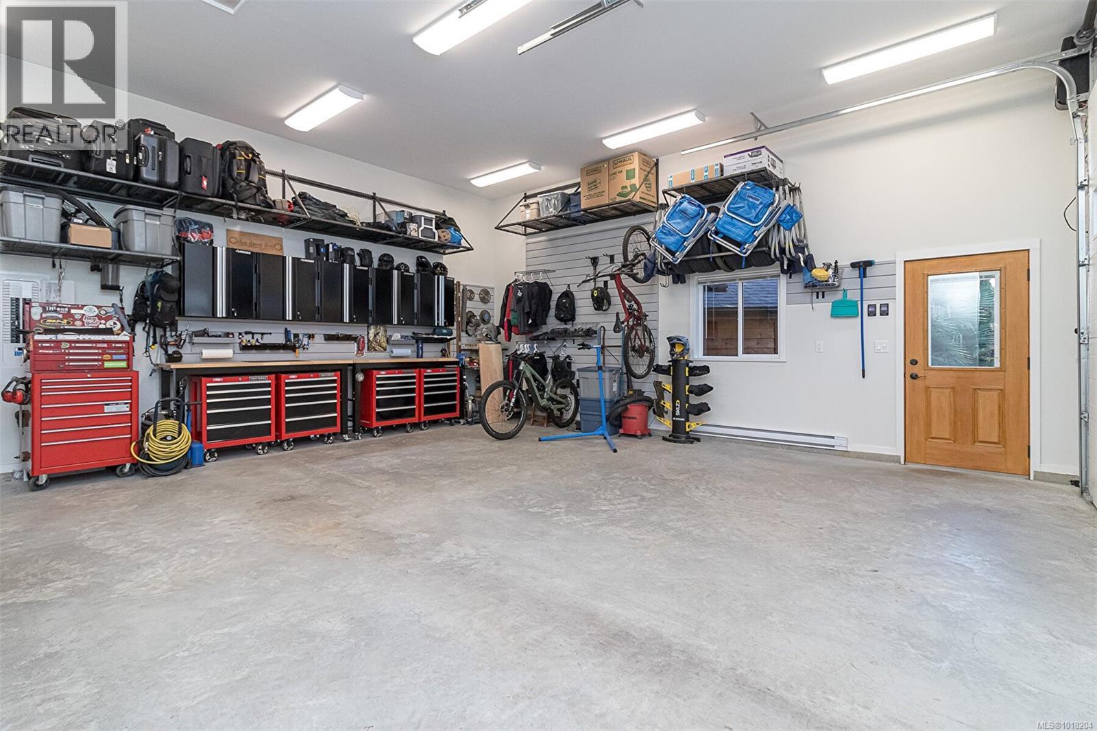 1747 Whiffin Spit Rd, Sooke