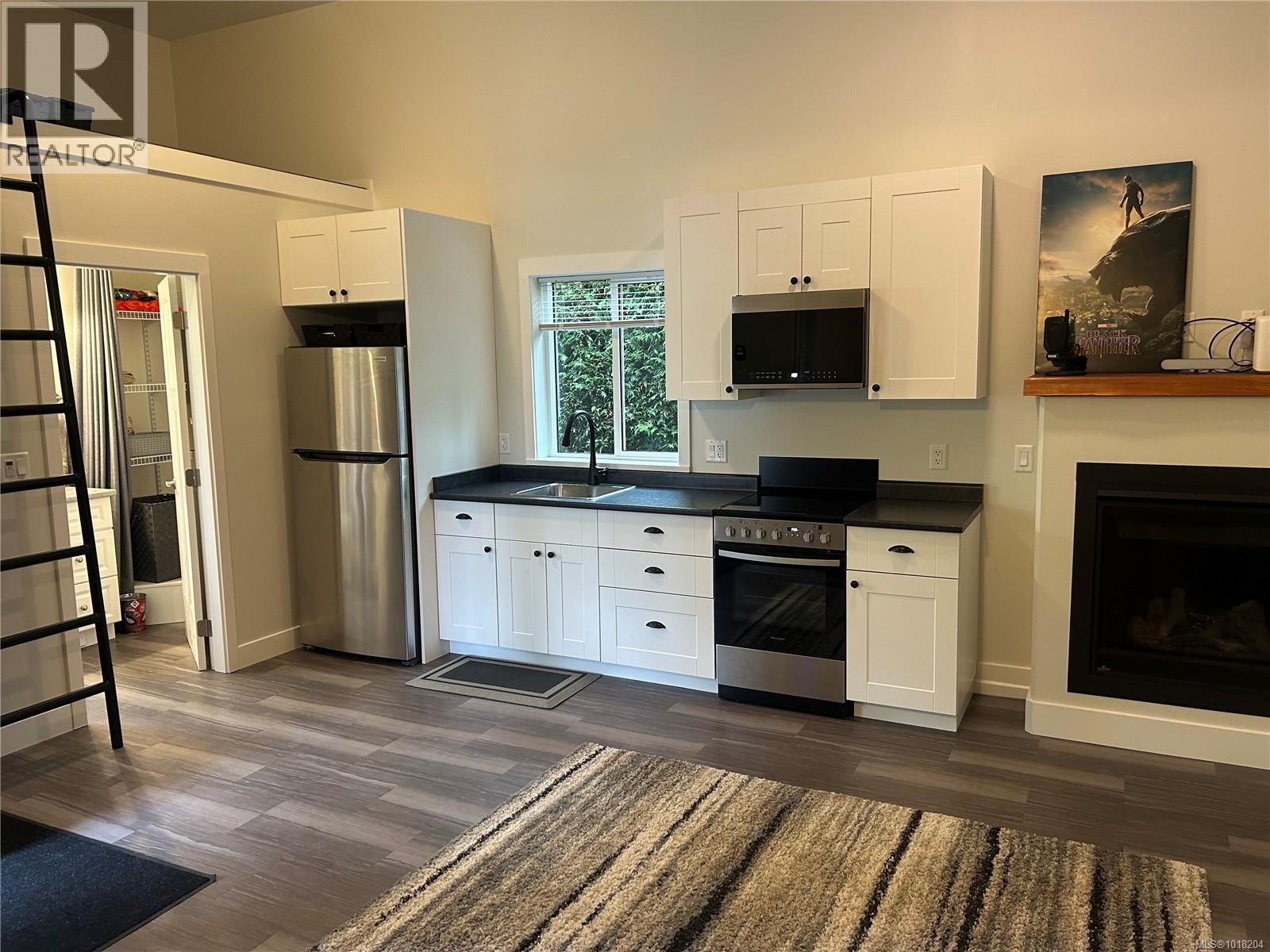 1747 Whiffin Spit Rd, Sooke