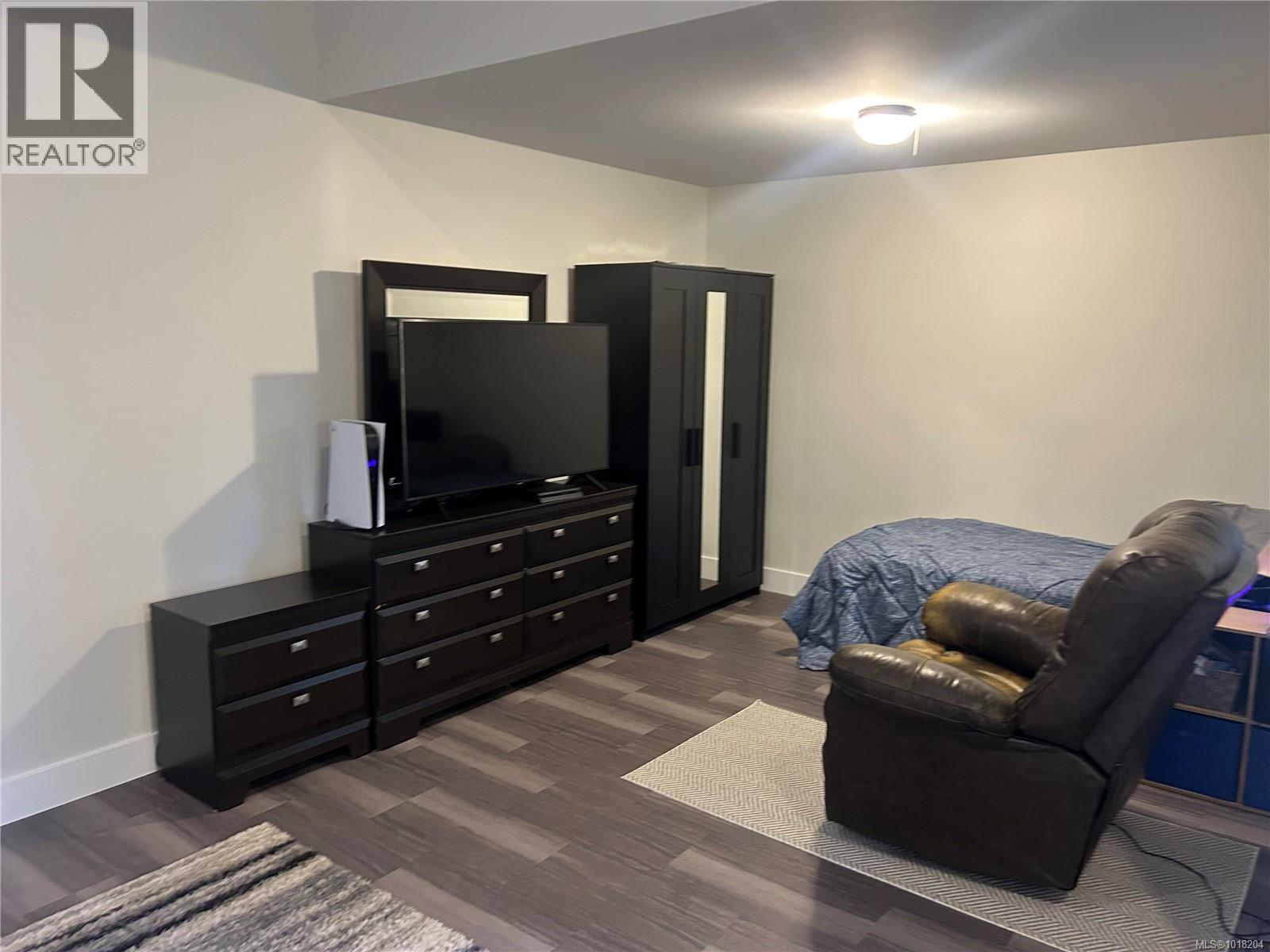 1747 Whiffin Spit Rd, Sooke