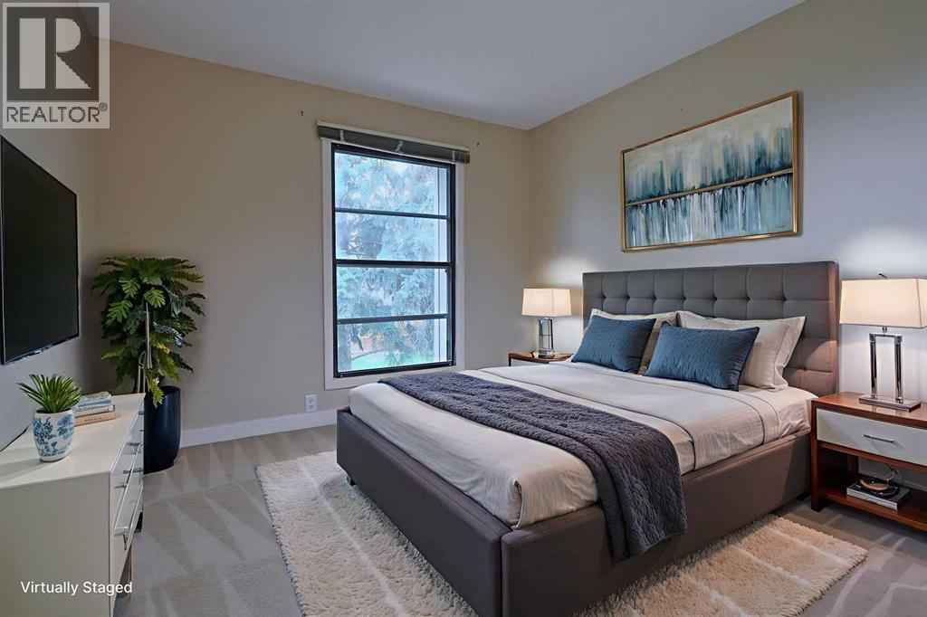 Single Family House 4 Level for Sale in    Street NW Varsity Calgary 
