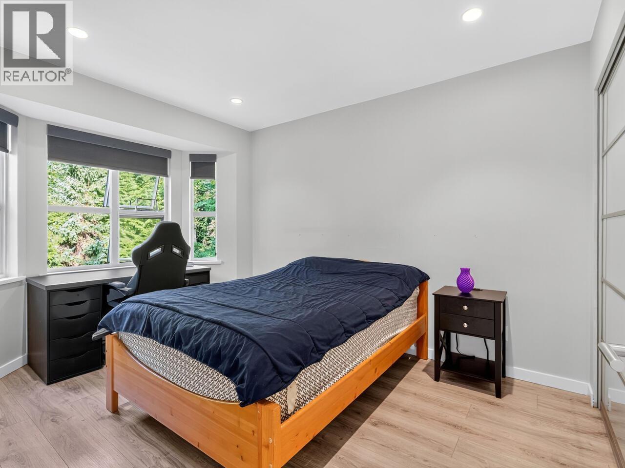 52 650 ROCHE POINT DRIVE, North Vancouver