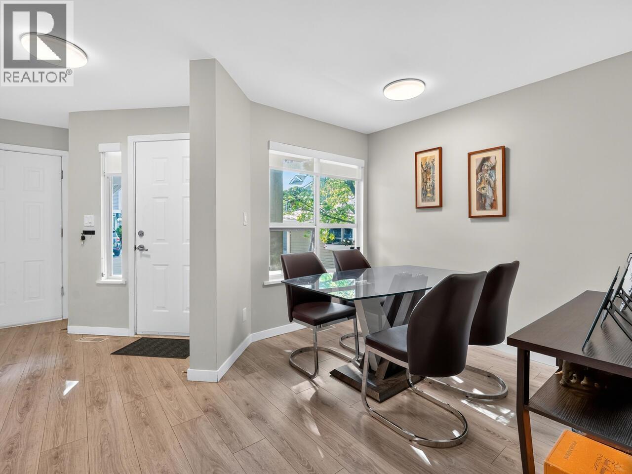 52 650 ROCHE POINT DRIVE, North Vancouver