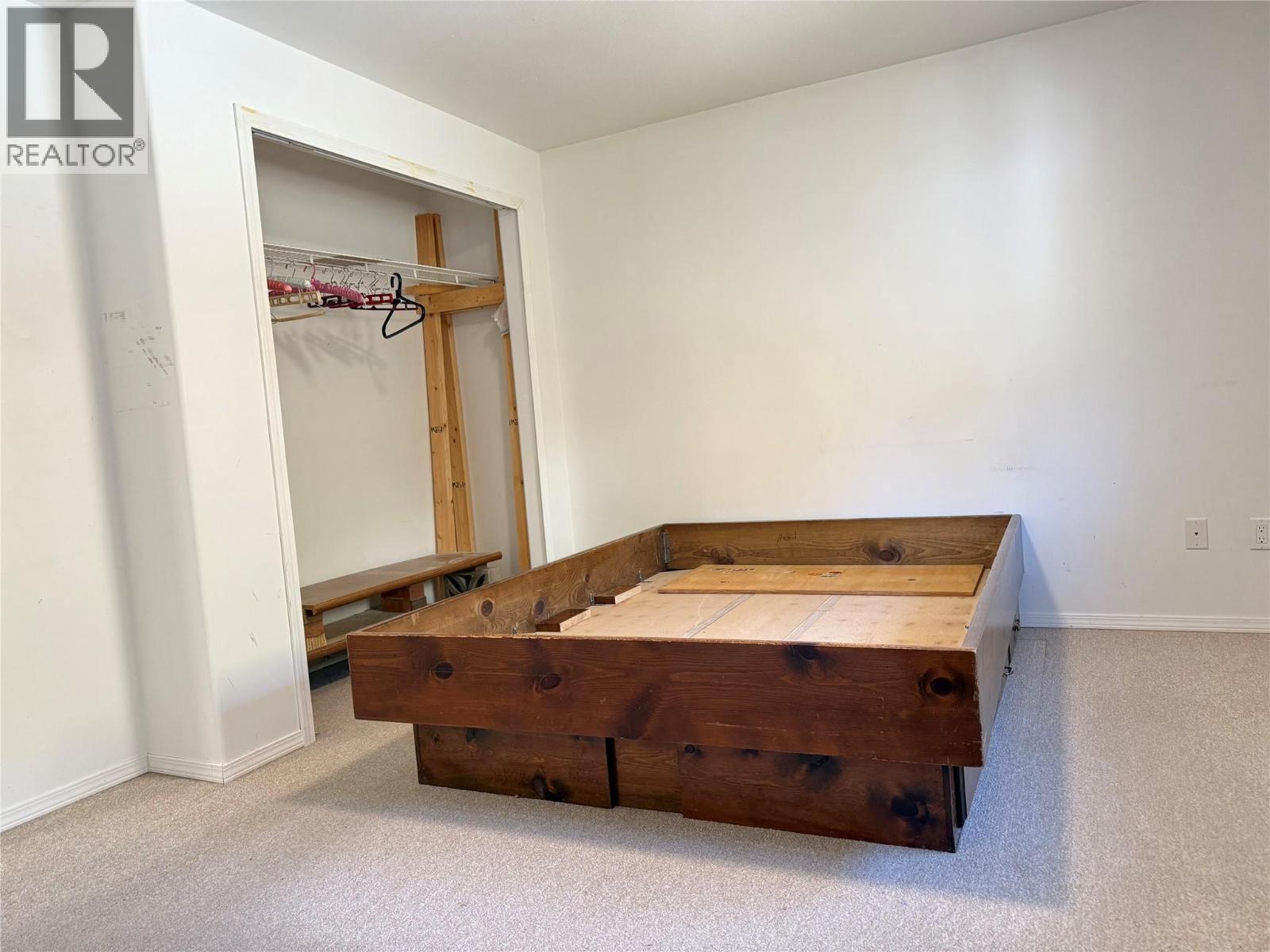 442 N. KIMBERLEY Avenue, Greenwood