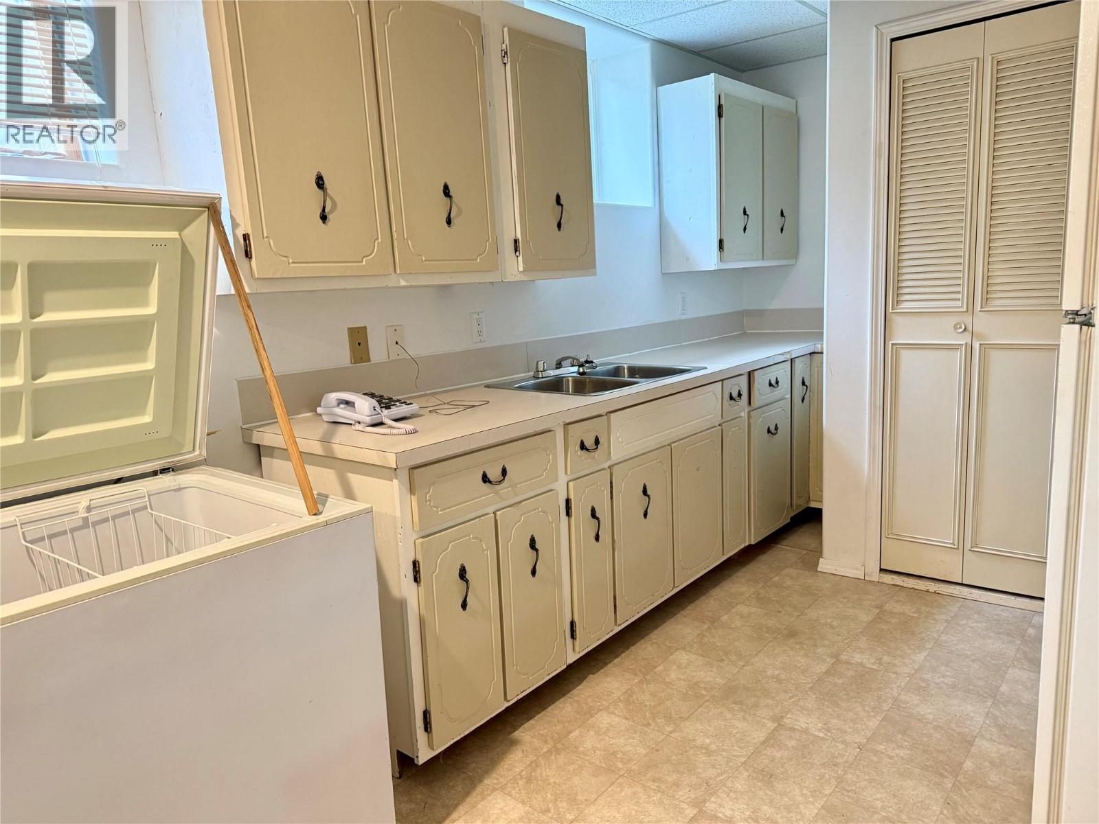 442 N. KIMBERLEY Avenue, Greenwood